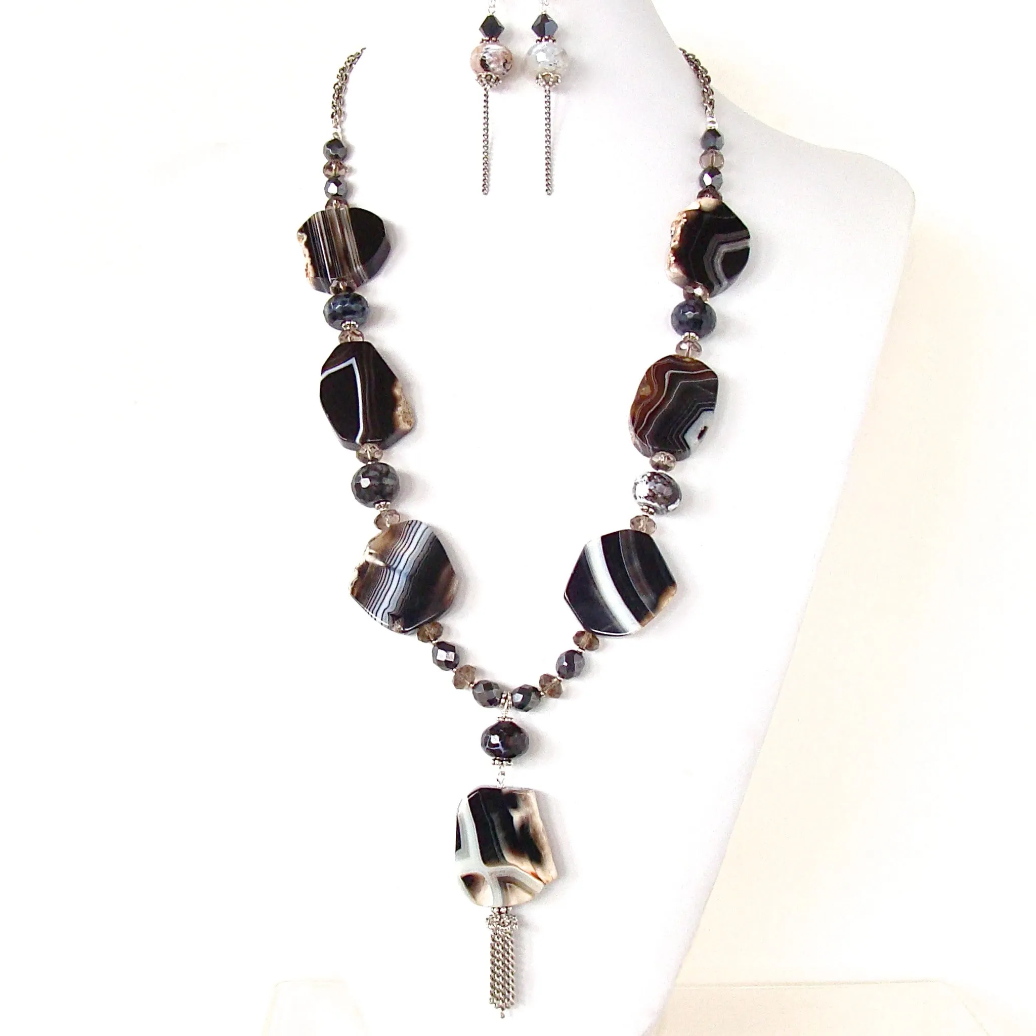 Inez: Agate Slice Pendant Necklace Set