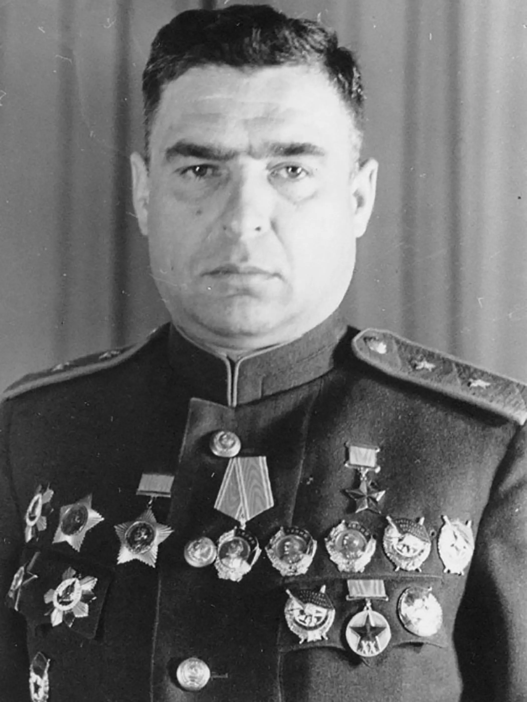 Original Soviet WWII Red Army General Poluboyarov Pavel Pavlovich, Commander of the 4th Guards Tank Corps Uniform - Formerly Part of the A.A.F. Tank Museum