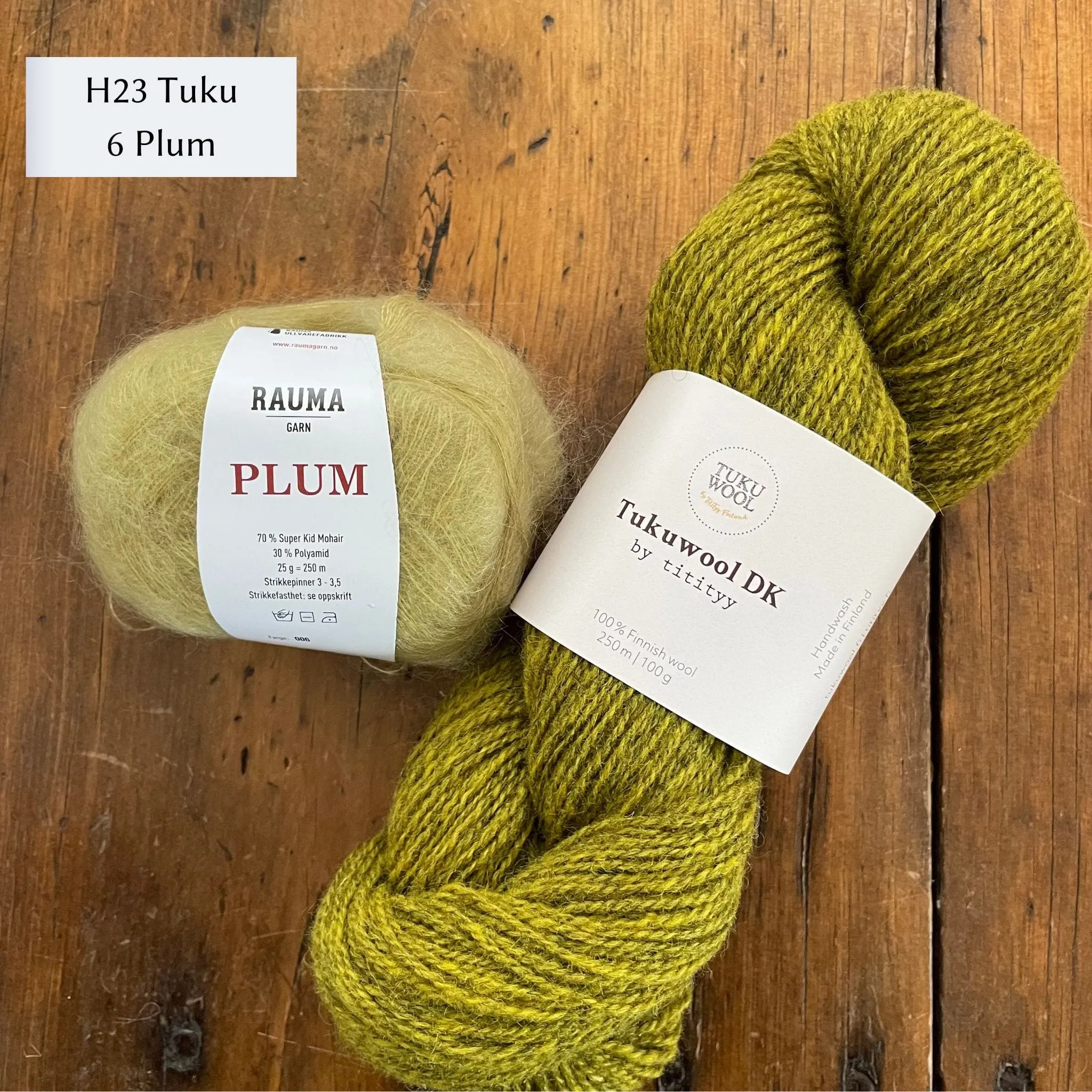 Tuku Warmer by Tiina Huhtaniemi in TukuWool DK and Rauma Plum