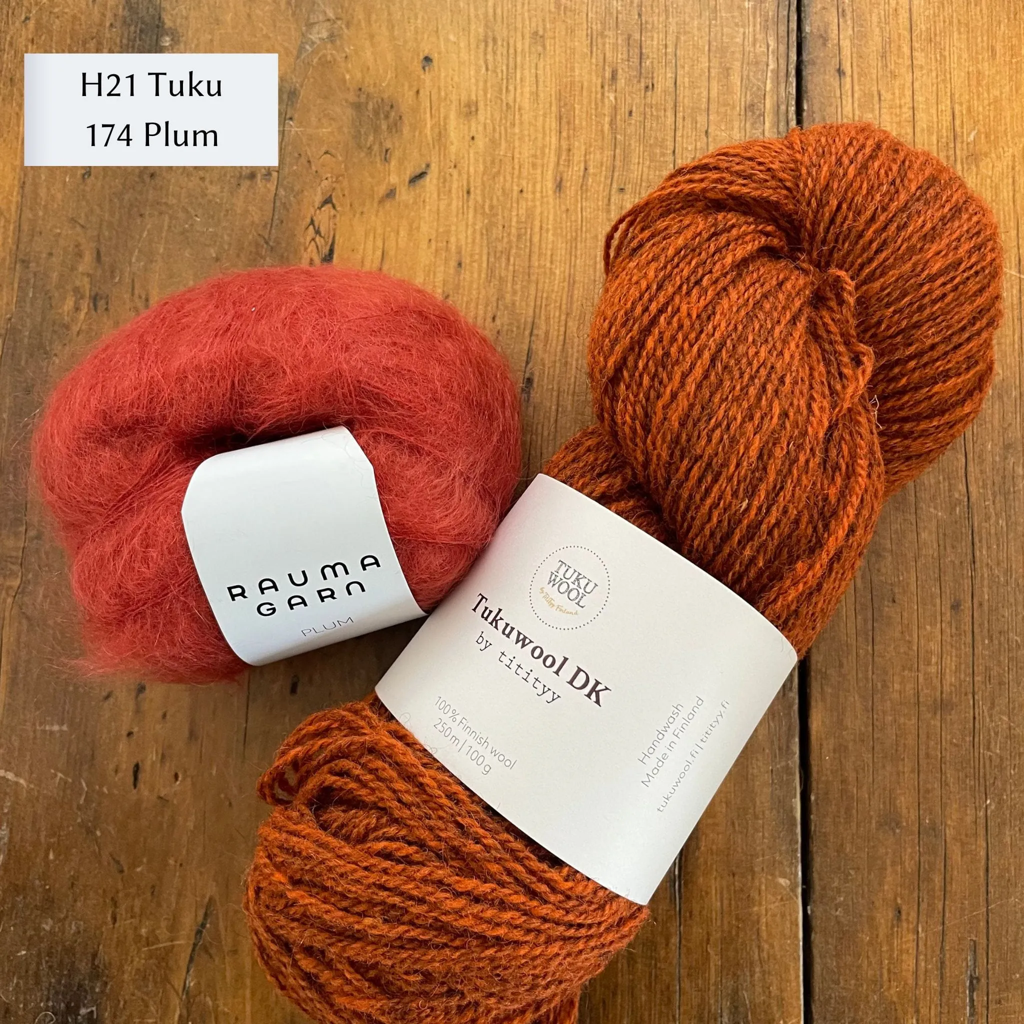 Tuku Warmer by Tiina Huhtaniemi in TukuWool DK and Rauma Plum